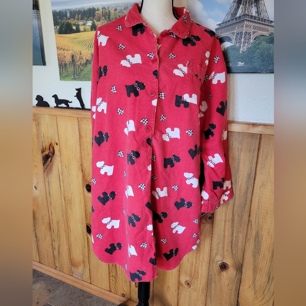 NWOT Womens pj's/sleep shirt